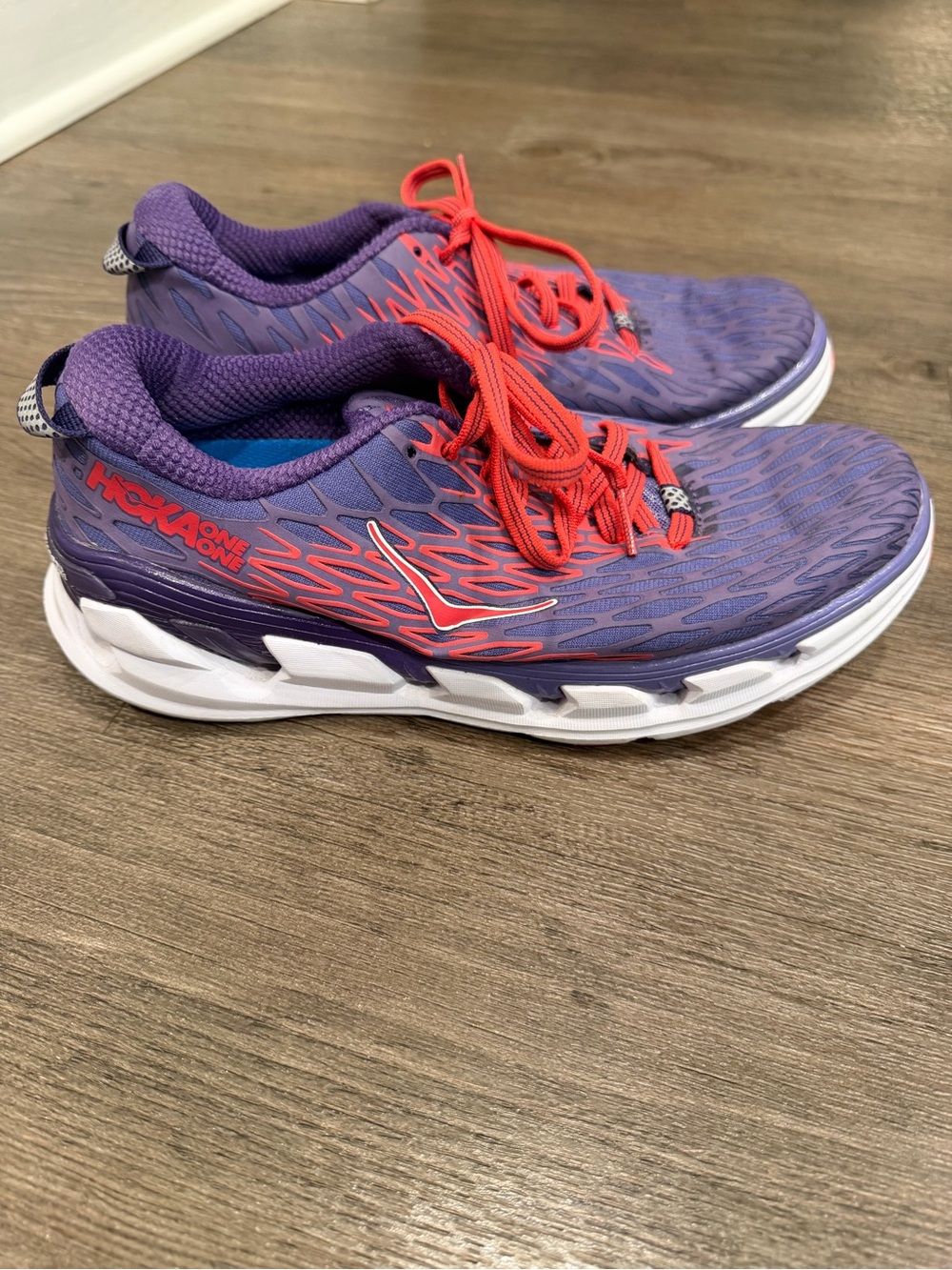Hoka One One Women's Purple Running Shoes 7.5